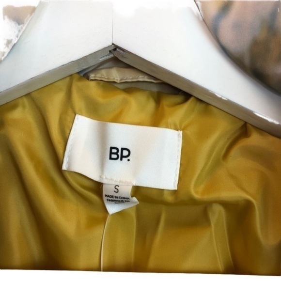 BP. Horizon Yellow Blue Tie Dye Print Puffer Jacket New - Picture 4 of 9